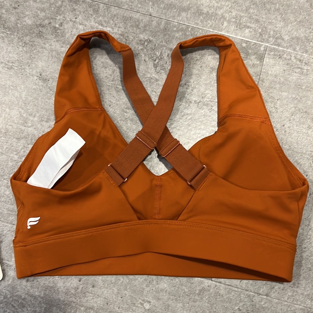 NWT Fabletics Adjustable Sports Bra Size Small - Picture 4 of 5